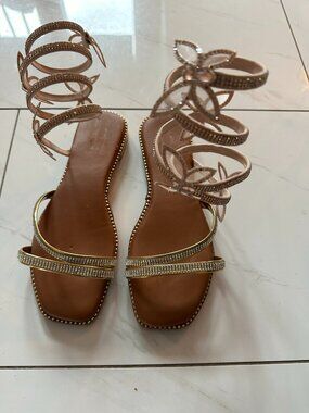 NEW WOMEN'S BUTERFLY RHINESTORE WRAP-AROUND FLAT SANDALS - Size 7.5